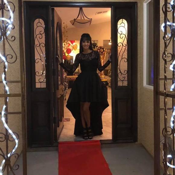 Meet your Posher, Jo - Picture 1 of 1